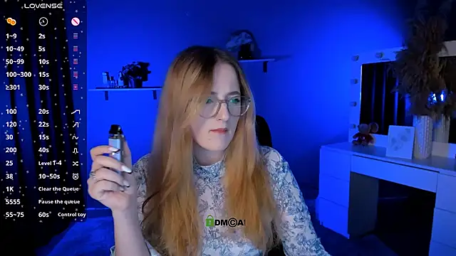 luna berryy online show from 23, 9, 2025