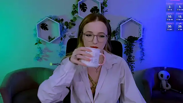 luna berryy online show from 16, 6, 2026