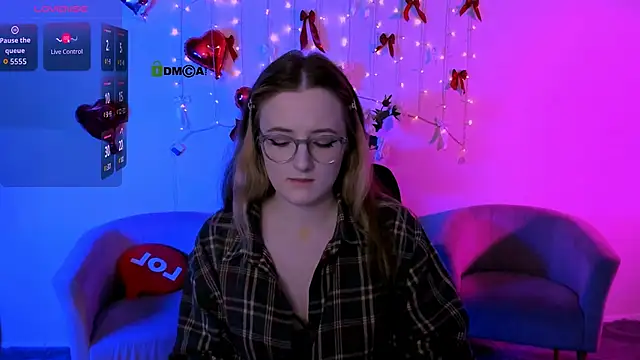 Snapshot of luna_berryy chatting on 30, 5, 2026 luna berryy online show from 30, 5, 2026