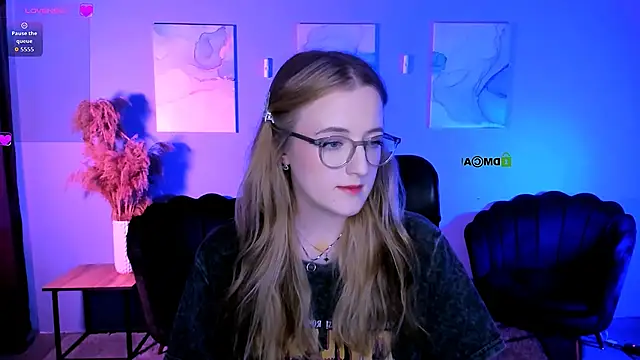 luna berryy online show from 6, 3, 2026