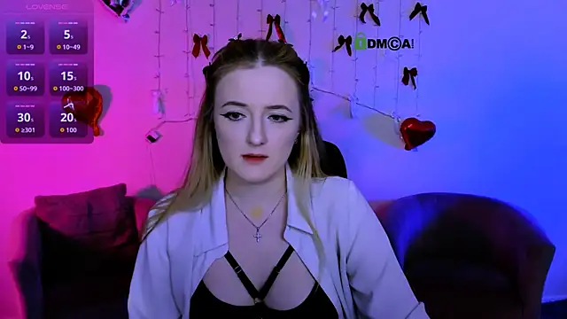 luna berryy online show from 27, 3, 2026