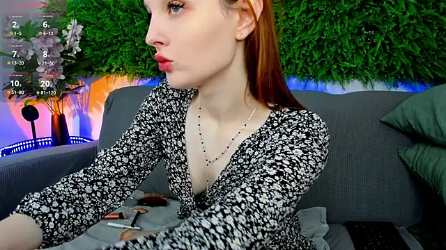 AprilAvery online show from 29, 11, 2025