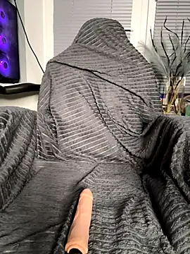 Miss chiks online show from 2, 12, 2025