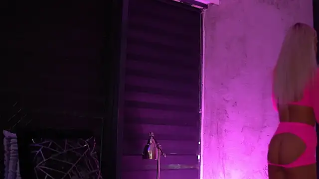 Candy Ivy online show from 13, 11, 2025