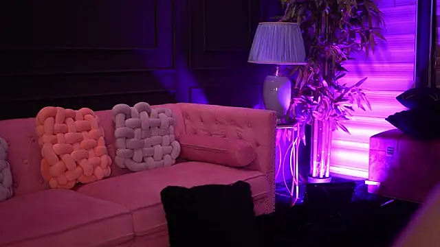 Candy Ivy online show from 8, 2, 2026