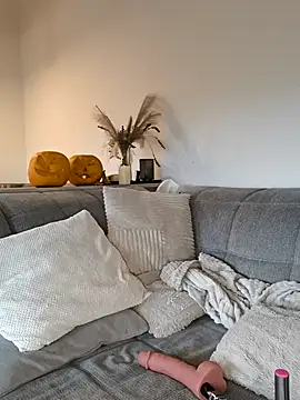 Secret couple  online show from 3, 11, 2025