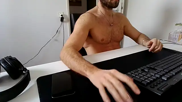 alpha-hunk online show from 11, 1, 2026