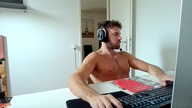 Snapshot of alpha-hunk chatting on 12, 6, 2026 alpha-hunk online show from 12, 6, 2026