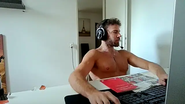 Snapshot of alpha-hunk chatting on 11, 6, 2026 alpha-hunk online show from 11, 6, 2026