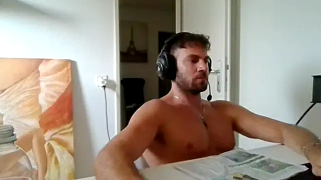 Snapshot of alpha-hunk chatting on 18, 7, 2026 alpha-hunk online show from 18, 7, 2026