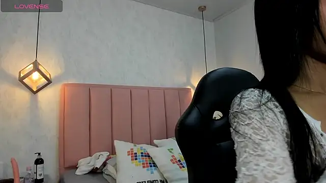 MAYROBERTSS online show from 16, 1, 2025