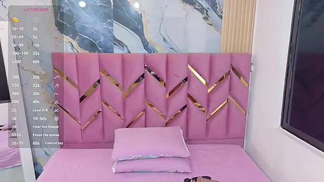 collegepawglovedaddy online show from 11, 3, 2026