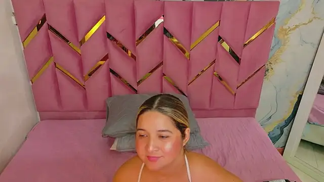 collegepawglovedaddy online show from 10, 4, 2026