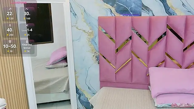 collegepawglovedaddy online show from 27, 3, 2026