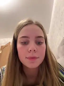 SIlviaBeyt online show from 18, 10, 2025