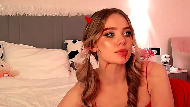 SIlviaBeyt online show from 31, 10, 2025