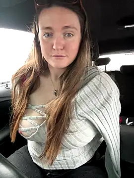 Snapshot of BustyBonnieUK chatting on 27, 11, 2025 BustyBonnieUK online show from 27, 11, 2025