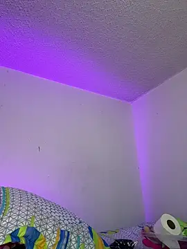 aurora divine online show from 16, 4, 2026