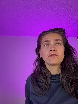 aurora divine online show from 18, 3, 2026