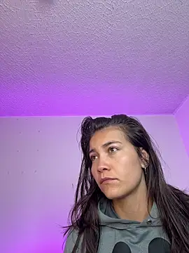 aurora divine online show from 26, 4, 2026