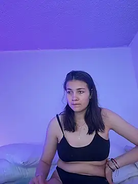 aurora divine online show from 3, 7, 2026