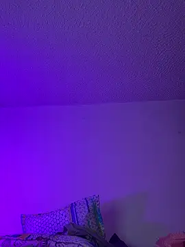 aurora divine online show from 31, 3, 2026