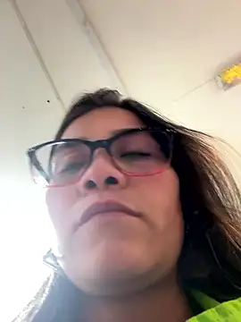 aurora divine online show from 14, 1, 2026