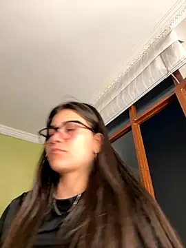 aurora divine online show from 29, 10, 2025