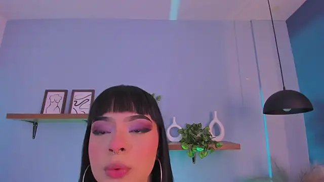 maddy walker online show from 10, 11, 2025