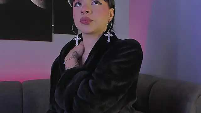 maddy walker online show from 12, 1, 2025