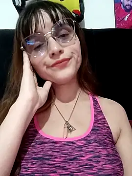 Snapshot of Lucyy-hess chatting on 13, 1, 2025 Lucyy-hess online show from 13, 1, 2025