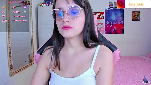 Snapshot of Lucyy-hess chatting on 28, 7, 2026 Lucyy-hess online show from 28, 7, 2026