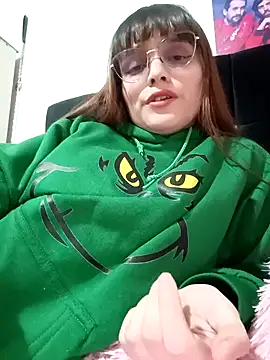 Snapshot of Lucyy-hess chatting on 19, 12, 2024 Lucyy-hess online show from 19, 12, 2024