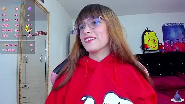 Snapshot of Lucyy-hess chatting on 4, 1, 2025 Lucyy-hess online show from 4, 1, 2025