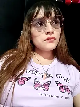 Snapshot of Lucyy-hess chatting on 12, 1, 2025 Lucyy-hess online show from 12, 1, 2025