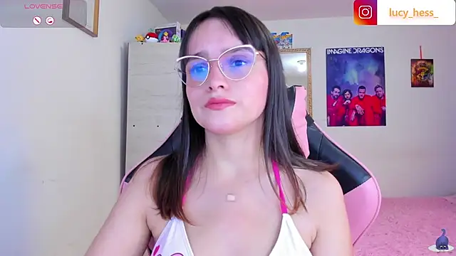 Snapshot of Lucyy-hess chatting on 23, 6, 2026 Lucyy-hess online show from 23, 6, 2026