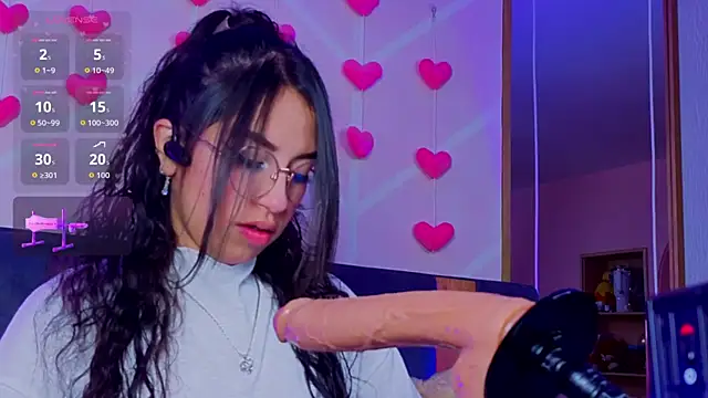 MadyJackson online show from 7, 4, 2026