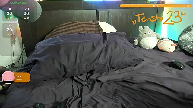 Snapshot of tenshi23strip chatting on 28, 9, 2025 tenshi23strip online show from 28, 9, 2025