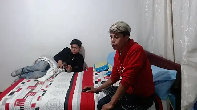 dani07- online show from 10, 9, 2025