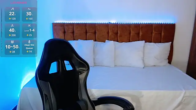 Snapshot of alexiaaross chatting on 25, 10, 2025 alexiaaross online show from 25, 10, 2025