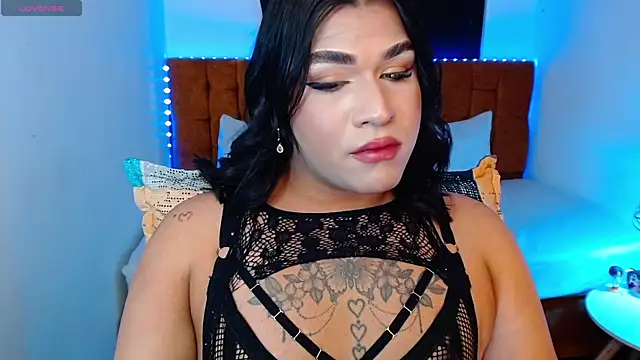 Snapshot of alexiaaross chatting on 13, 5, 2026 alexiaaross online show from 13, 5, 2026