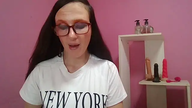 Snapshot of LolaBoobs chatting on 10, 5, 2026 LolaBoobs online show from 10, 5, 2026