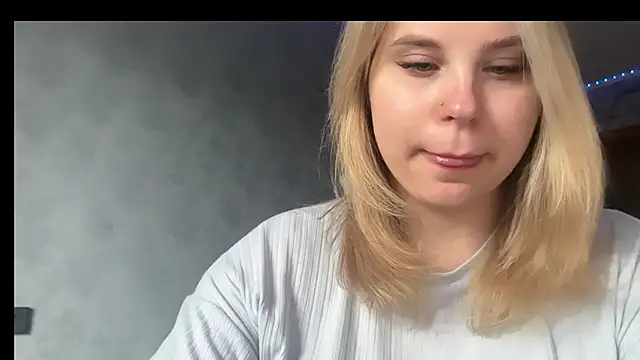 Snapshot of Thalia__Star chatting on 30, 5, 2026 Thalia Star online show from 30, 5, 2026