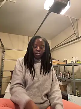 choclatepeaach online show from 10, 11, 2025