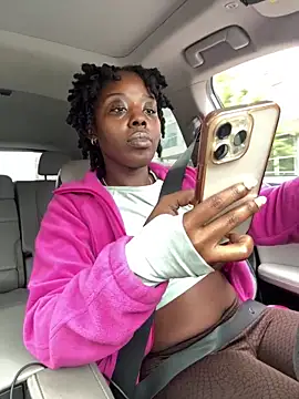 choclatepeaach online show from 19, 4, 2026