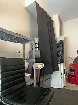 choclatepeaach online show from 7, 4, 2026