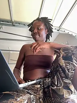 choclatepeaach online show from 4, 3, 2026