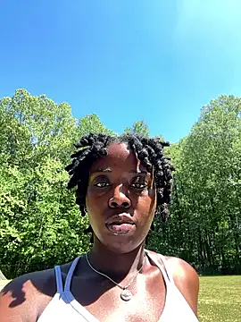 choclatepeaach online show from 20, 4, 2026