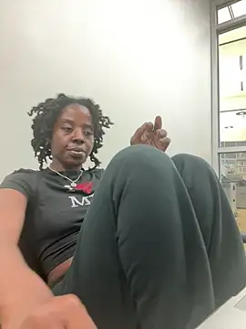 choclatepeaach online show from 16, 3, 2026