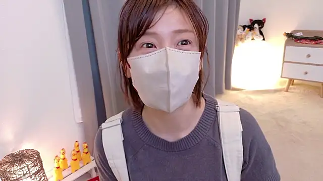 Risa 06 online show from 19, 4, 2026